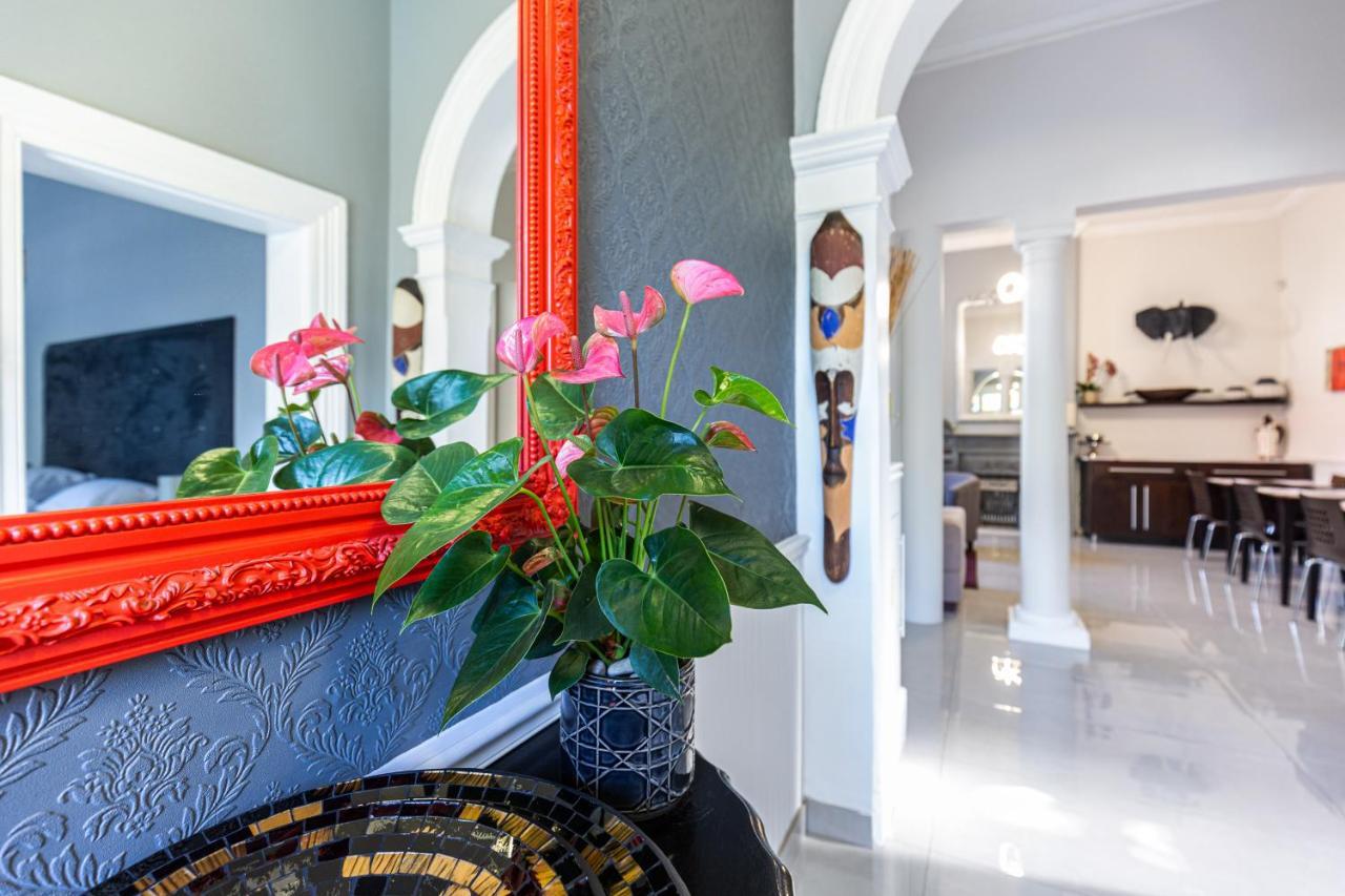 4 On Varneys Guest House كيب تاون المظهر الخارجي الصورة